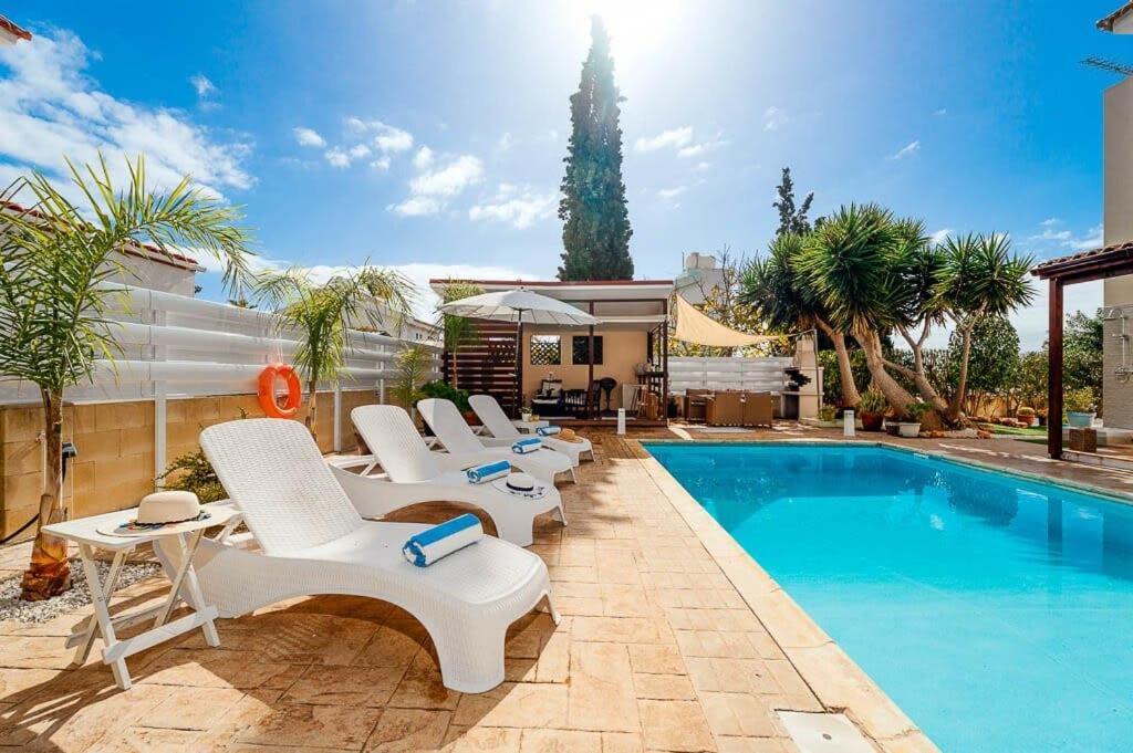 Anastasia Villa